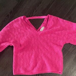 Pink Rose Women's Cropped V-Neck Sweater - Hot Pink